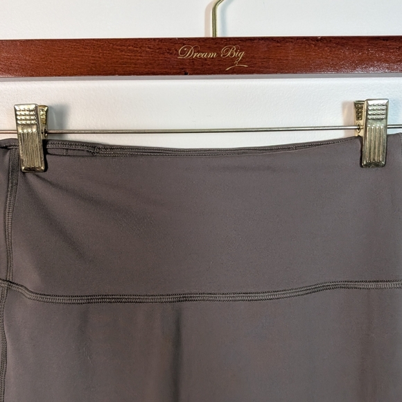 All In Motion X Target Taupe Gray Brown Yoga Flared Leggings Pants - Picture 6 of 6